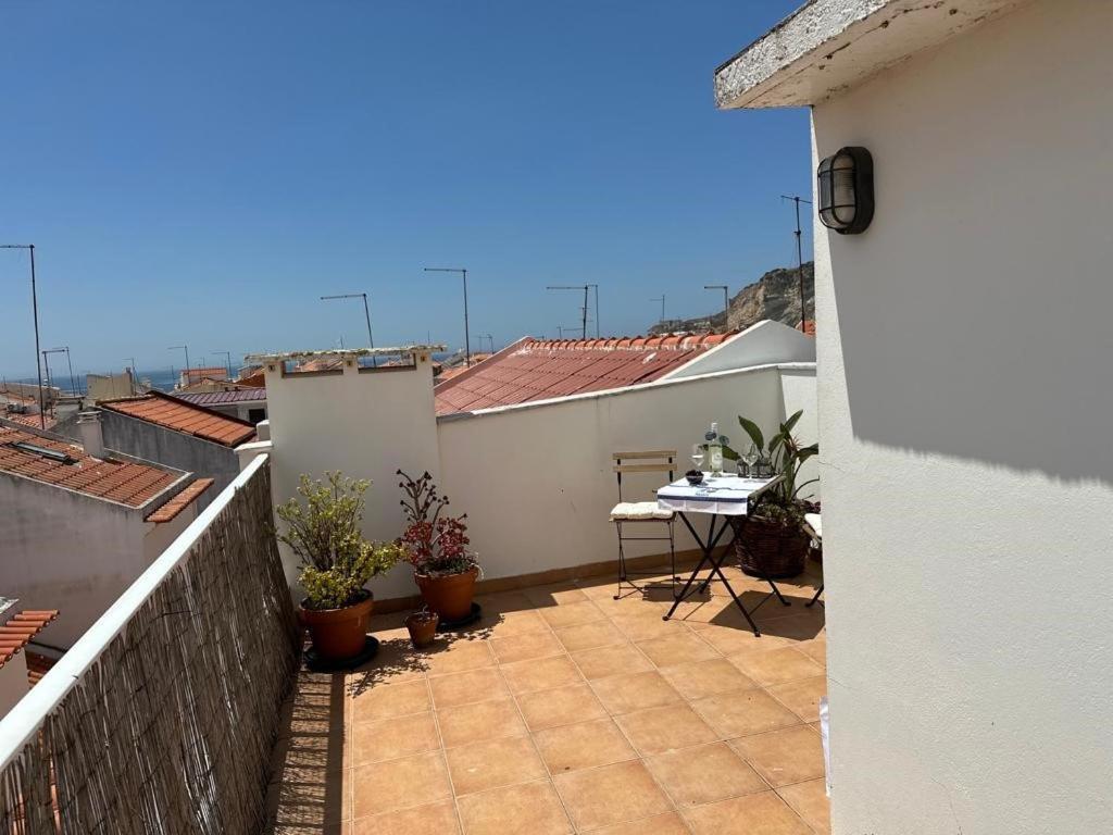 100 Meters From The Beach! Rua Da Paz Nazaré Exteriör bild
